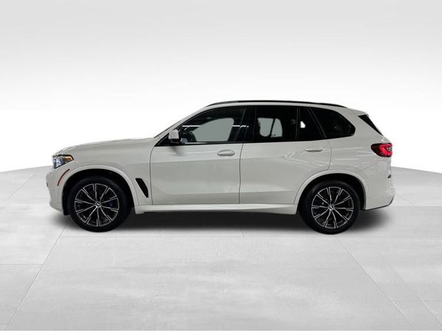 2021 BMW X5 M50i