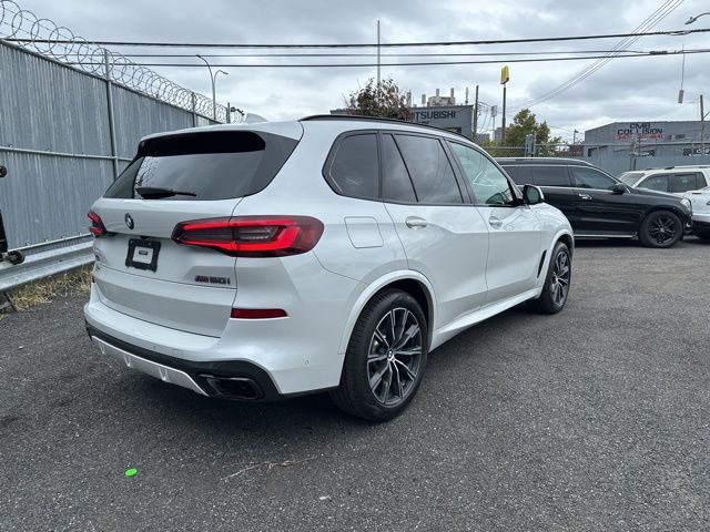 2021 BMW X5 M50i