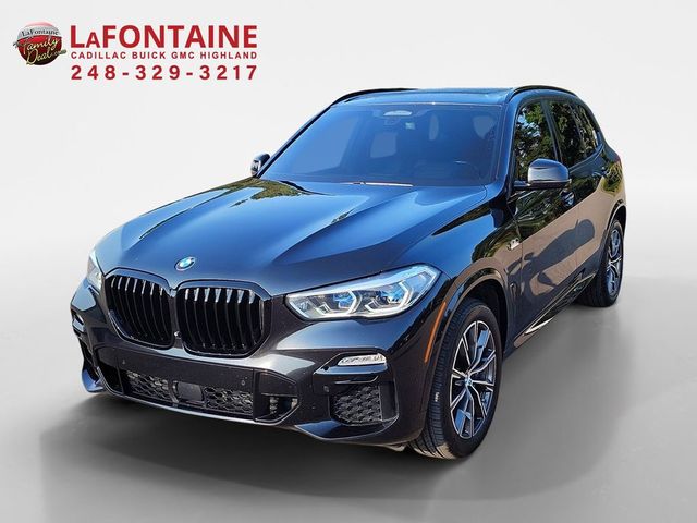 2021 BMW X5 M50i