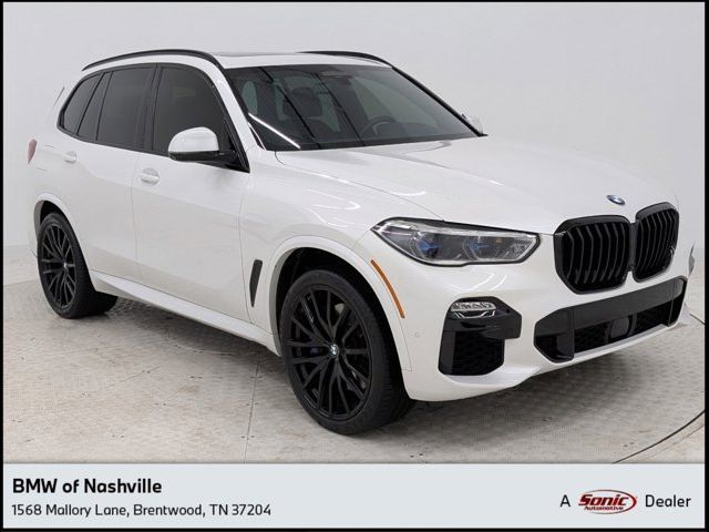 2021 BMW X5 M50i