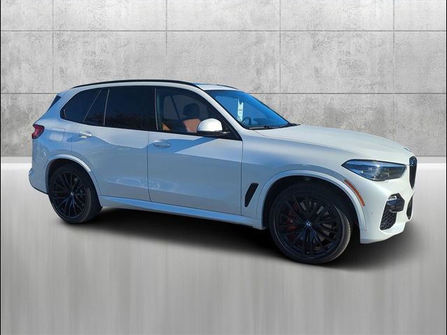 2021 BMW X5 M50i