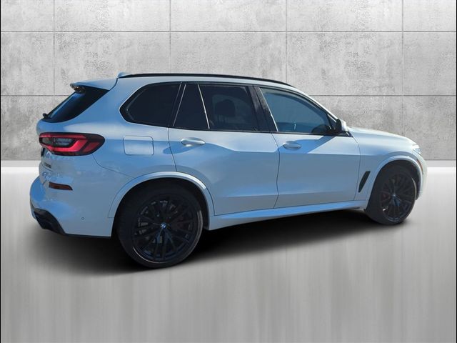 2021 BMW X5 M50i