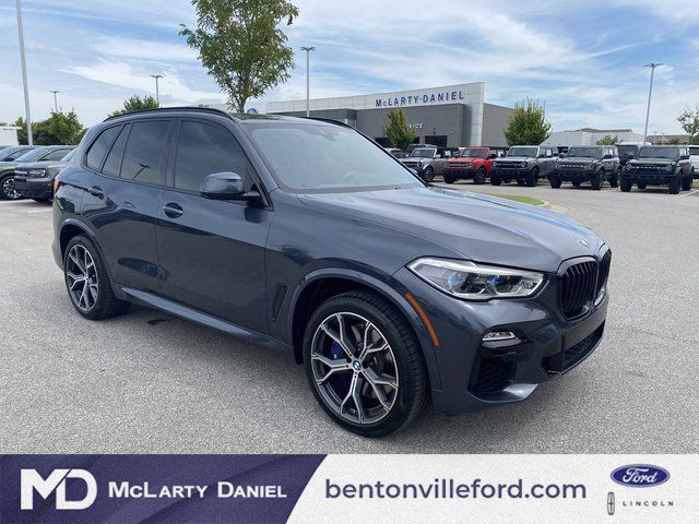 2021 BMW X5 M50i