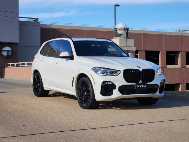 2021 BMW X5 M50i