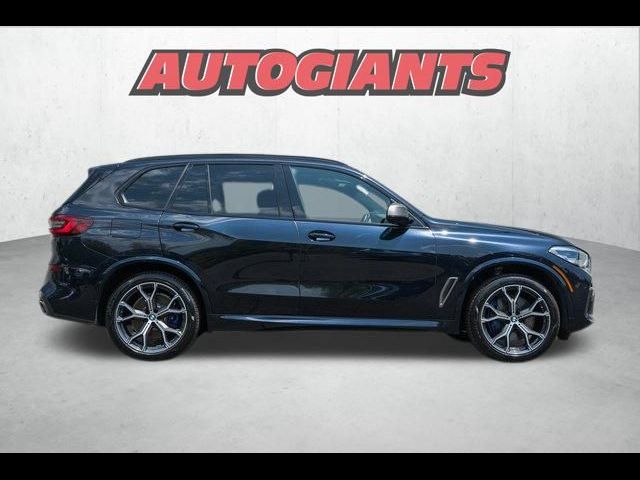 2021 BMW X5 M50i