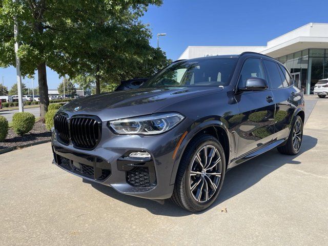 2021 BMW X5 M50i