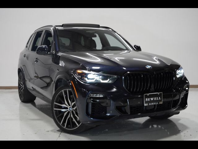 2021 BMW X5 M50i