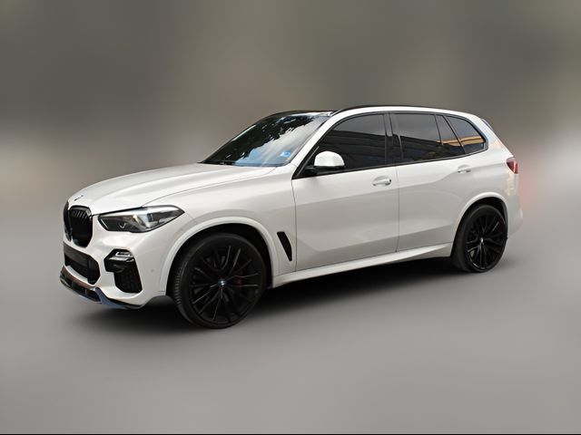 2021 BMW X5 M50i