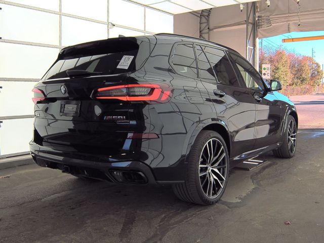 2021 BMW X5 M50i