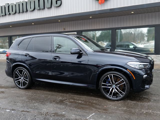 2021 BMW X5 M50i