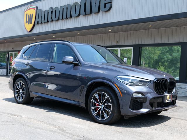 2021 BMW X5 M50i