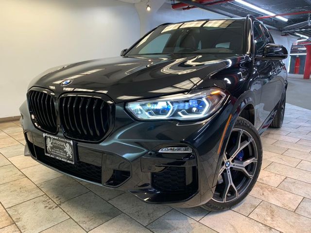 2021 BMW X5 M50i