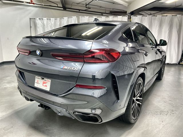 2021 BMW X6 M50i