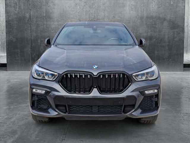 2021 BMW X6 M50i