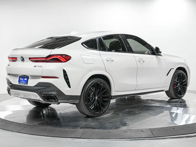 2021 BMW X6 M50i