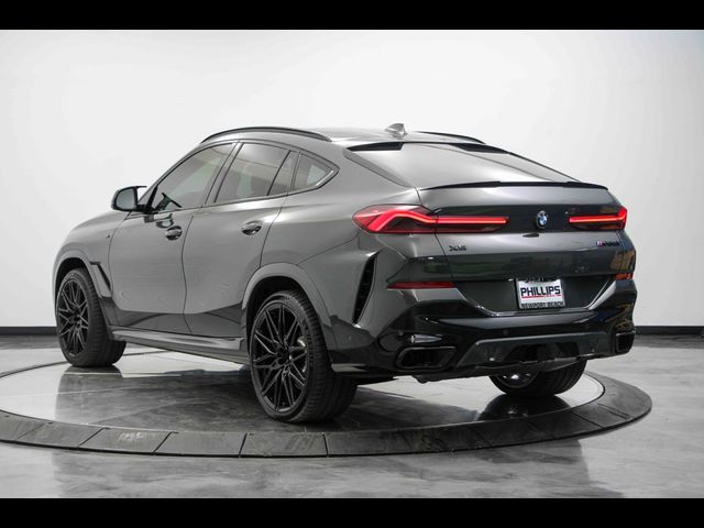 2021 BMW X6 M50i