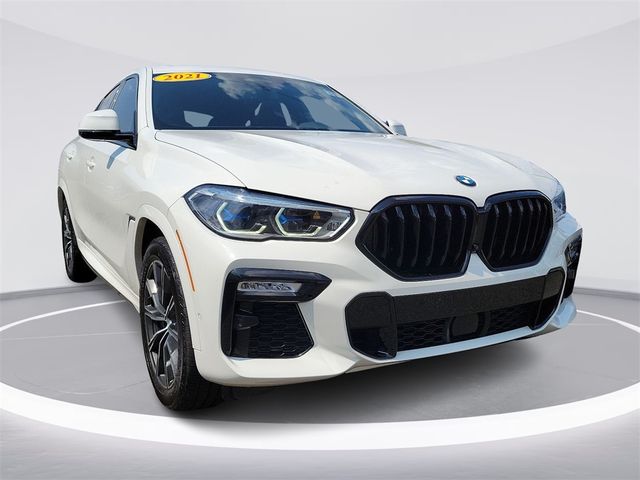 2021 BMW X6 M50i