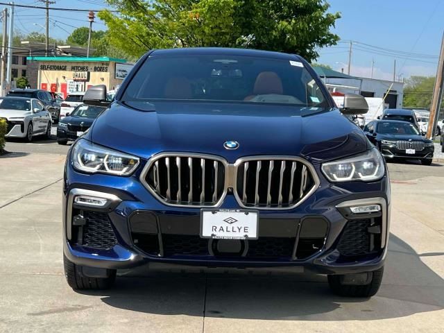 2021 BMW X6 M50i