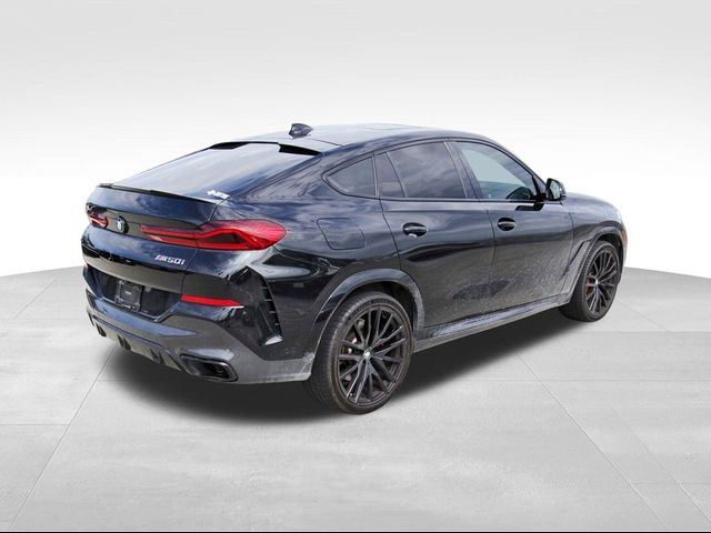 2021 BMW X6 M50i