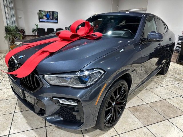 2021 BMW X6 M50i