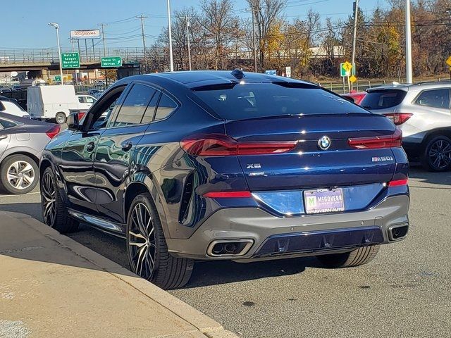 2021 BMW X6 M50i