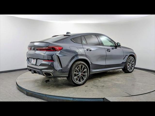 2021 BMW X6 M50i