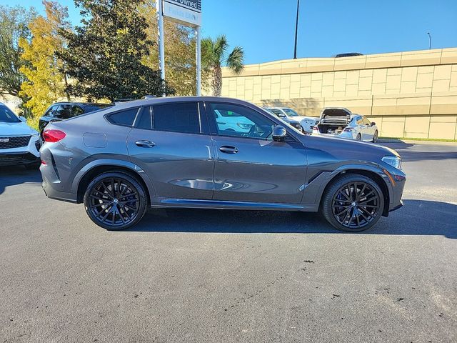 2021 BMW X6 M50i