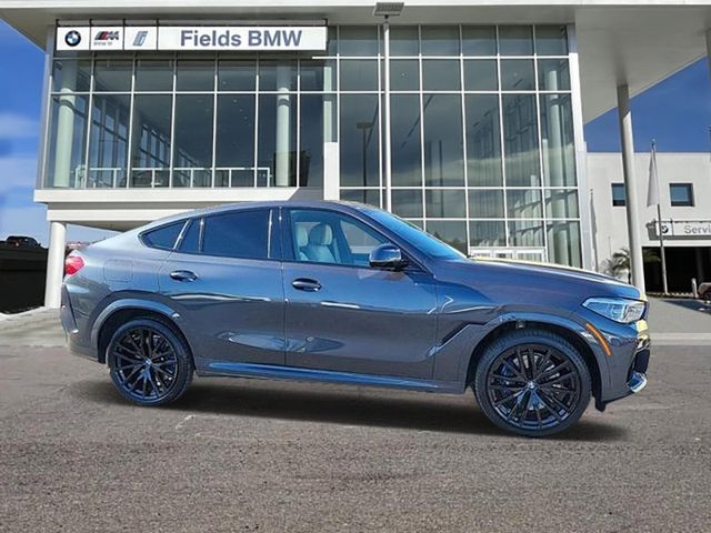 2021 BMW X6 M50i