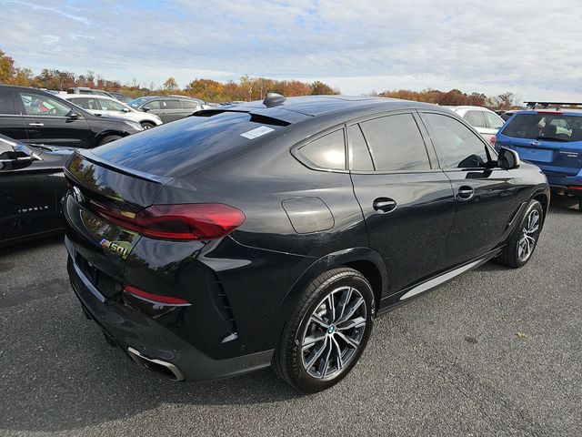 2021 BMW X6 M50i