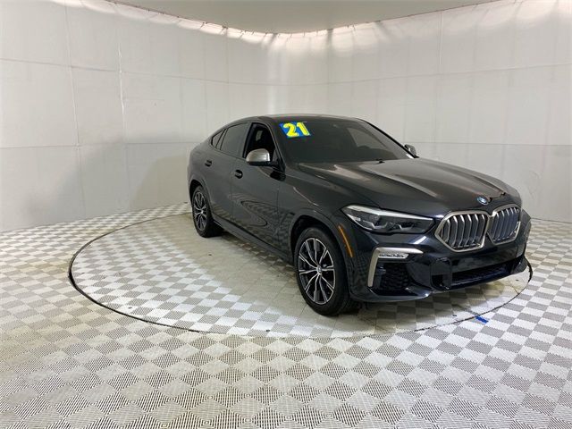 2021 BMW X6 M50i