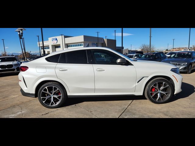 2021 BMW X6 M50i