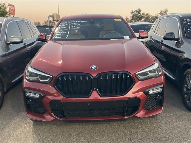 2021 BMW X6 M50i