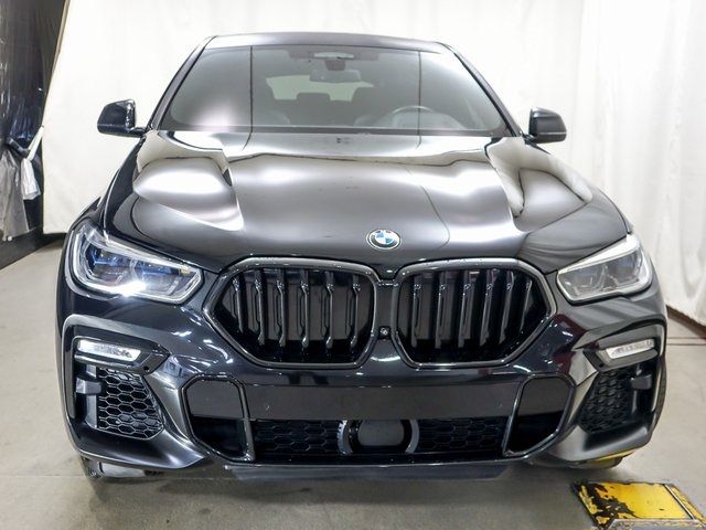 2021 BMW X6 M50i