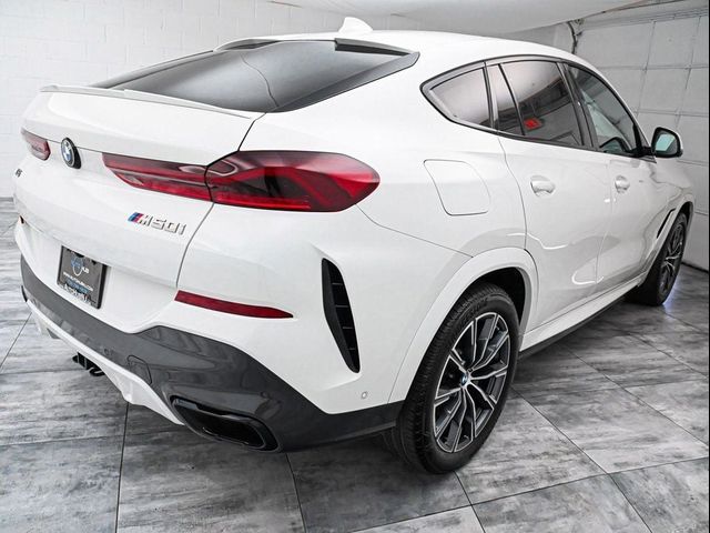 2021 BMW X6 M50i