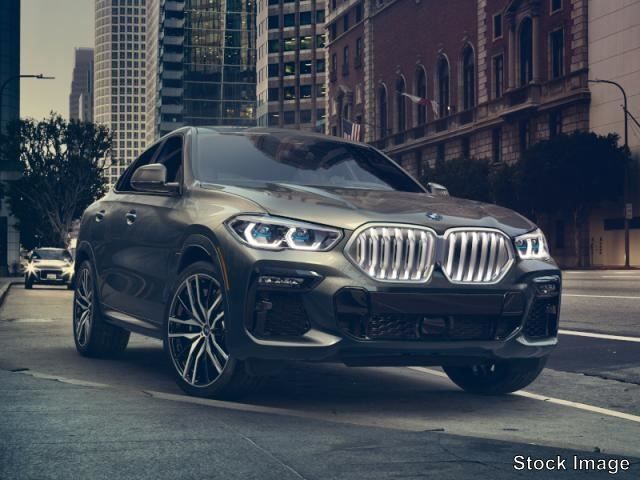 2021 BMW X6 M50i