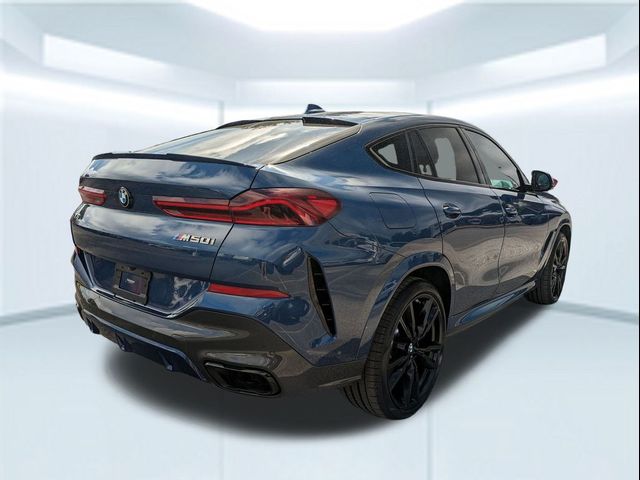 2021 BMW X6 M50i