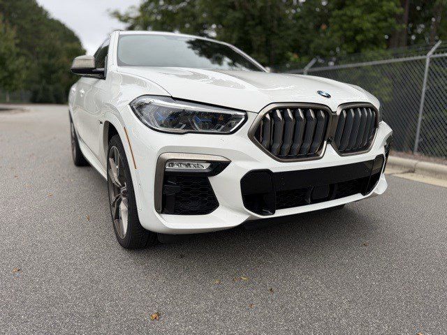 2021 BMW X6 M50i