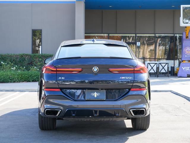 2021 BMW X6 M50i