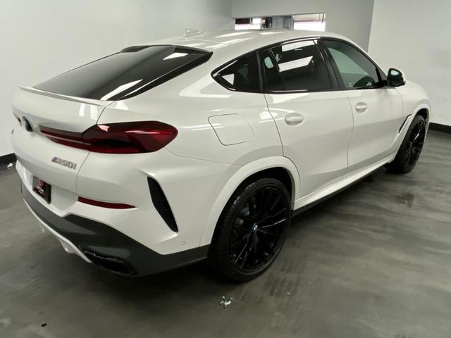 2021 BMW X6 M50i