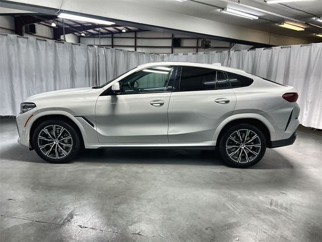 2021 BMW X6 xDrive40i