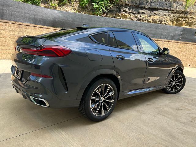 2021 BMW X6 xDrive40i