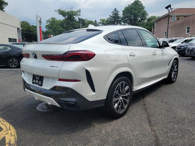 2021 BMW X6 xDrive40i