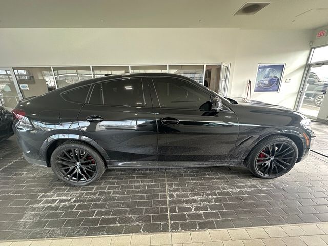 2021 BMW X6 xDrive40i