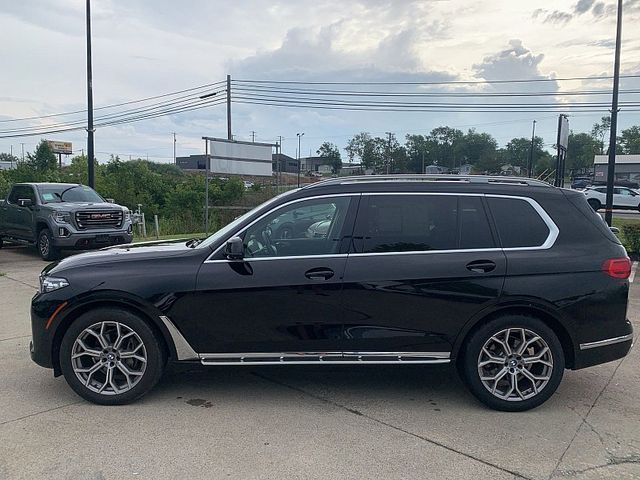 2021 BMW X7 xDrive40i