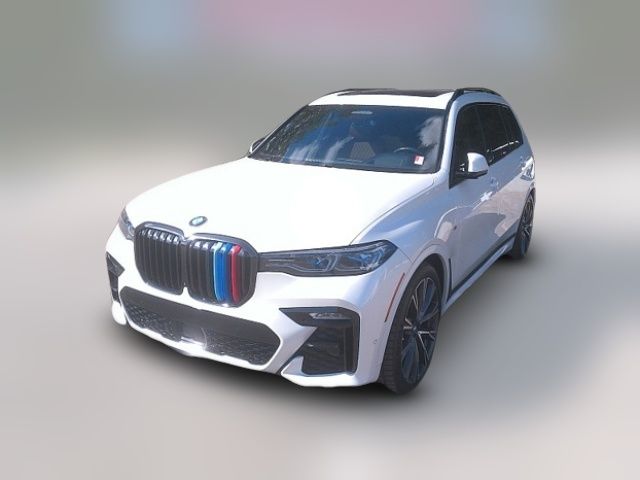 2021 BMW X7 M50i