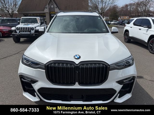 2021 BMW X7 M50i