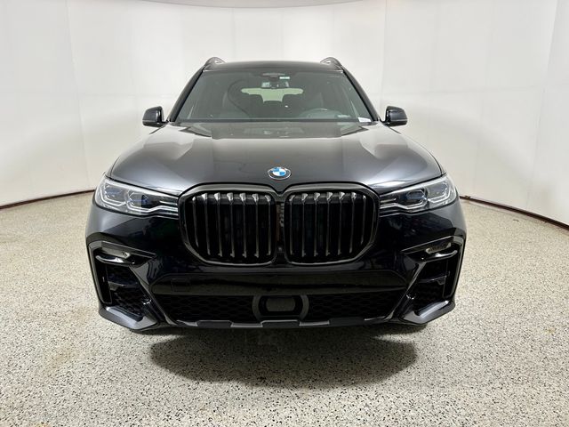 2021 BMW X7 M50i