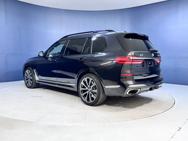 2021 BMW X7 M50i