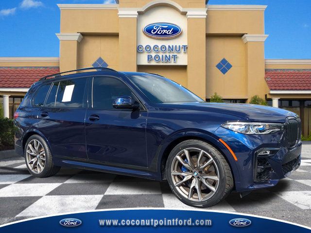 2021 BMW X7 M50i