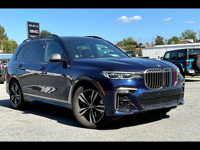 2021 BMW X7 M50i